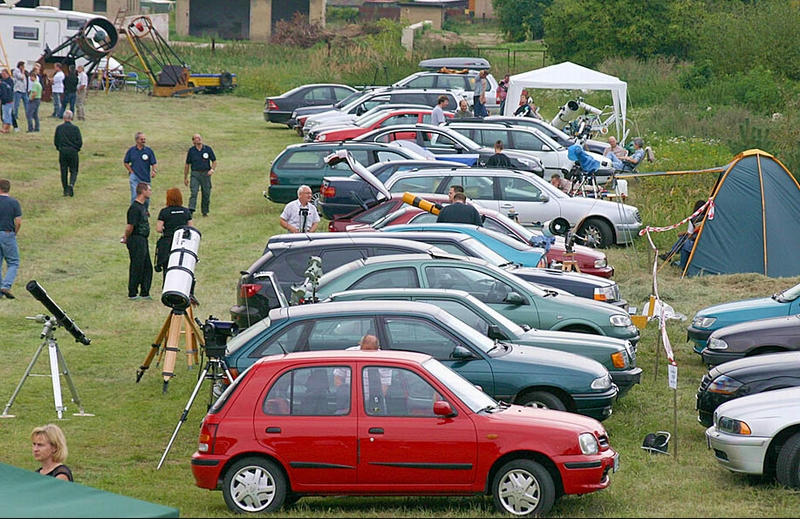 Reges Treiben auf dem Platz