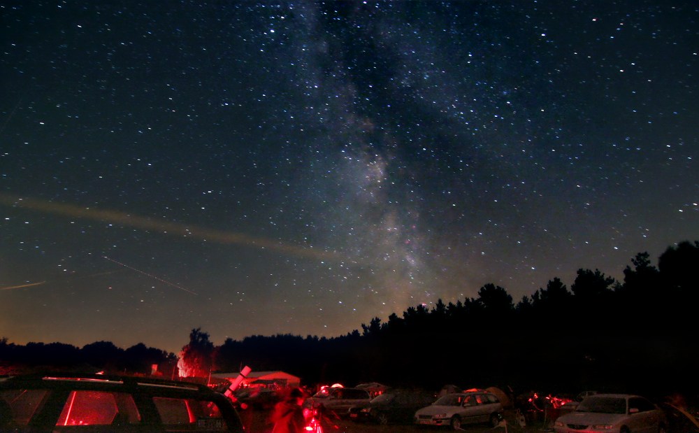 Die HTT-Wiese 2007 kurz vor dem Erreichen der astronomischen Dmmerung